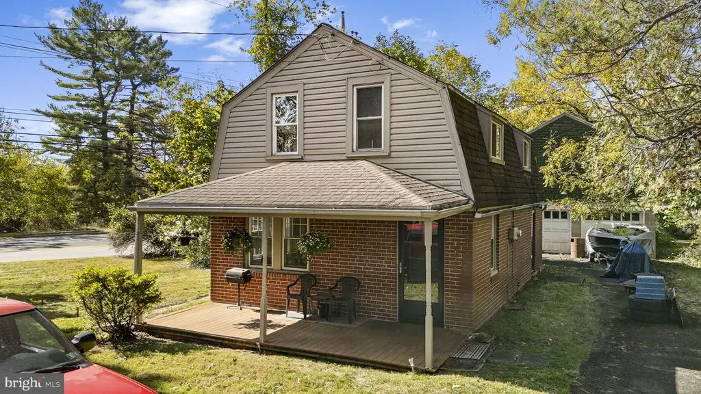 818 Green St, LANSDALE