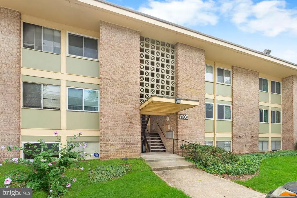 7105 Donnell Pl, District Heights