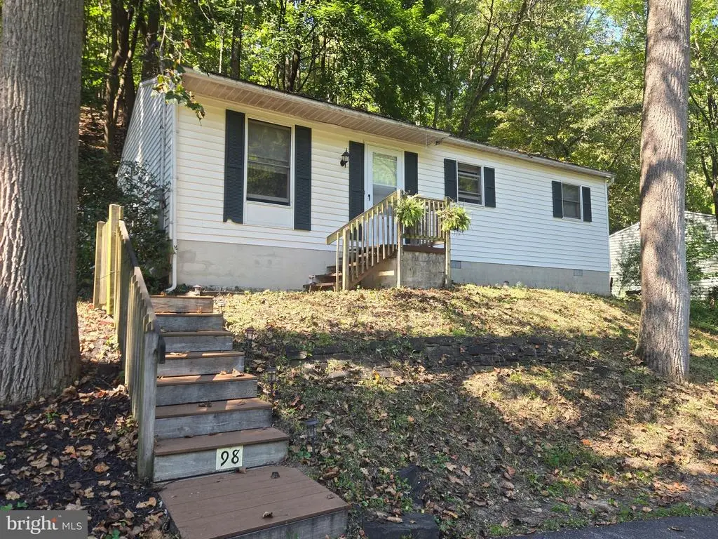 98 S Park Ave, COATESVILLE