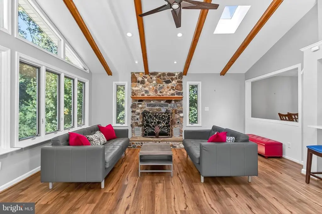 6020 Craft Rd, Alexandria