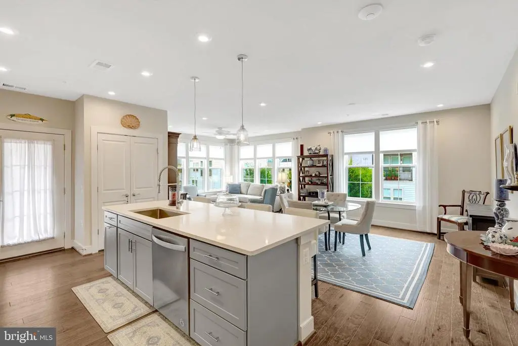 2324 Wind Charm St #201, HERNDON