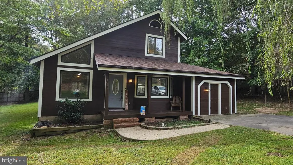 1049 Golden West Way, Lusby