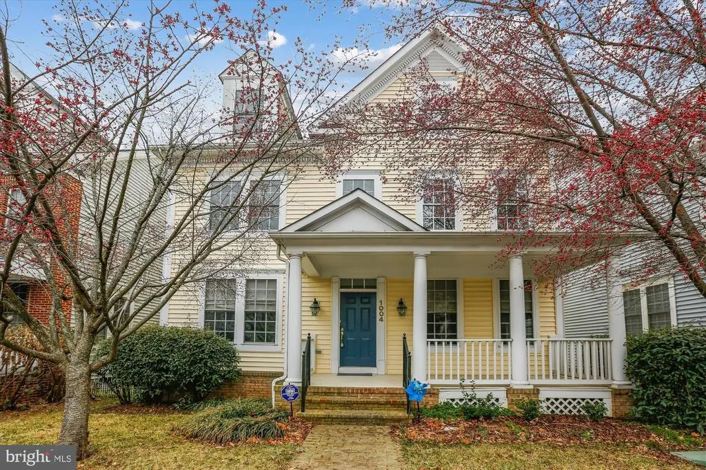 1004 Gaither Rd, ROCKVILLE