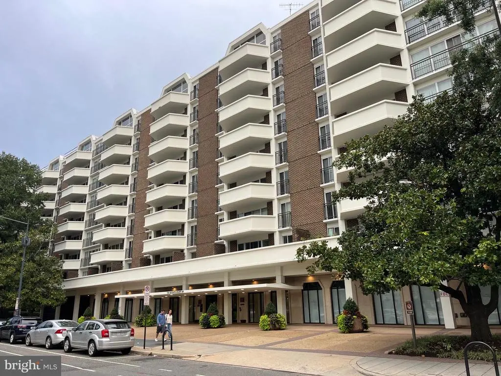 700 7th St Sw #516, WASHINGTON