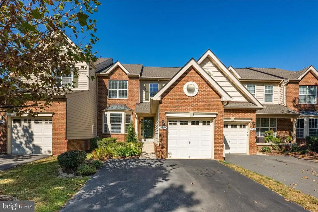 19769 Estancia Sq, ASHBURN