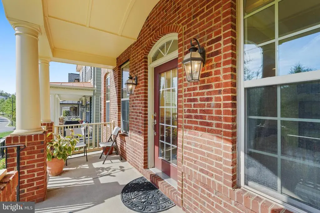 23105 Roberts Tavern Dr, CLARKSBURG