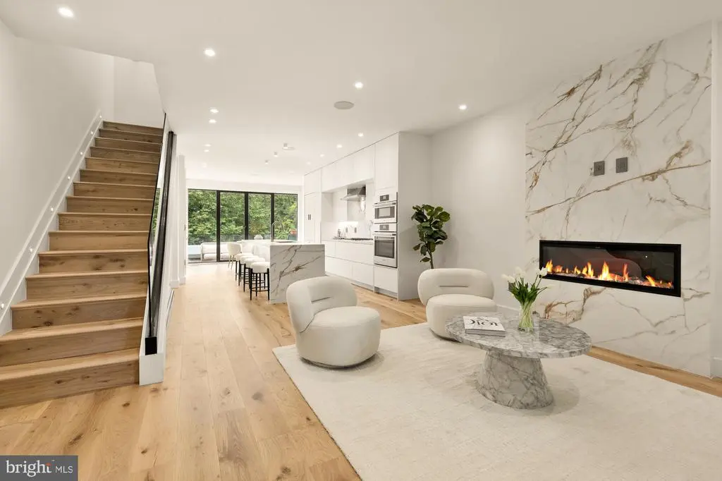 622 Jefferson St Nw, WASHINGTON