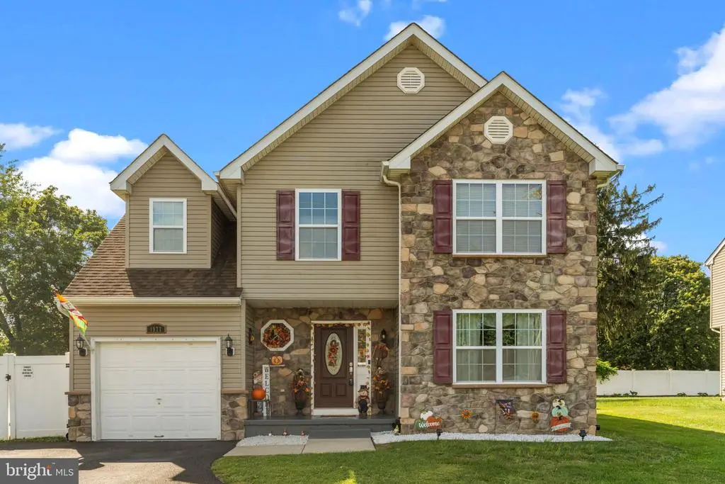 1977 4th St, Langhorne