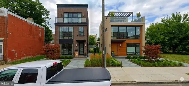 710 W 6th St, Chester
