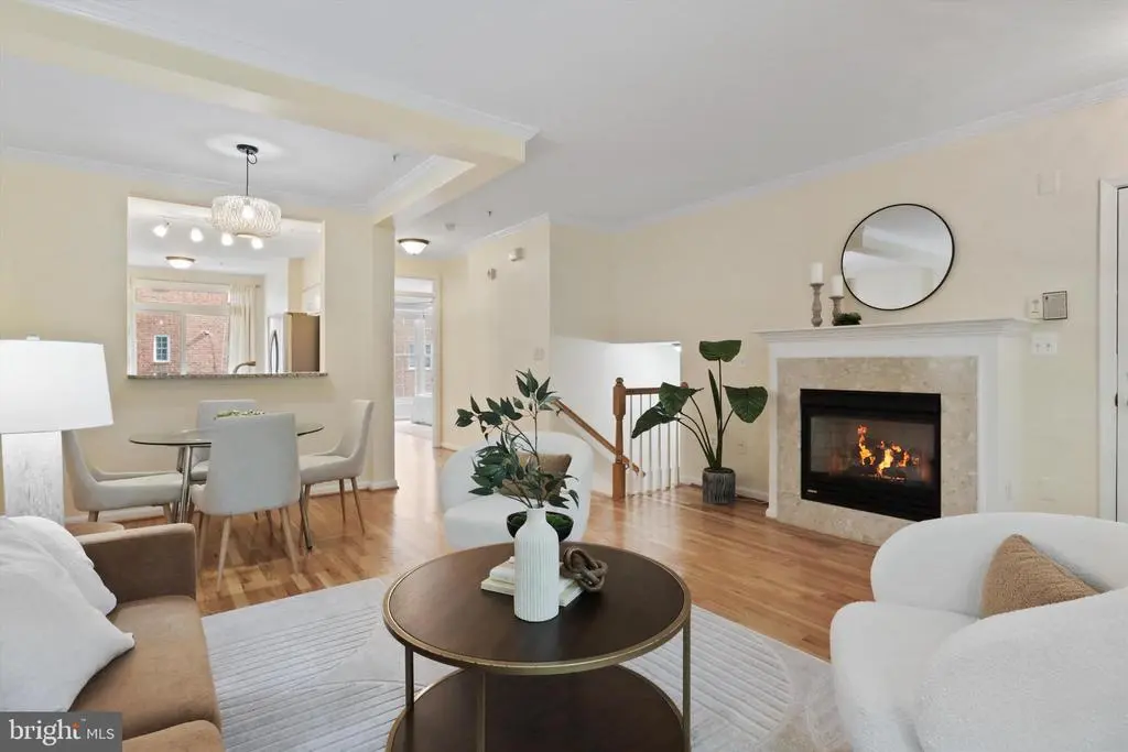 707 Massey Ln #a, ALEXANDRIA