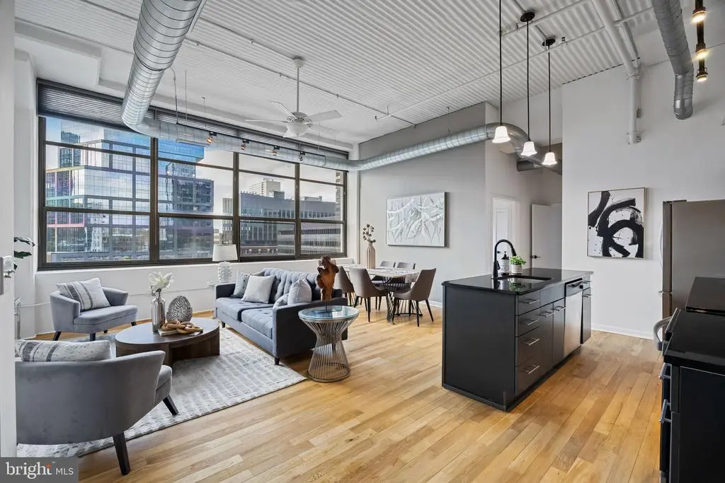 2200 Arch St #612, PHILADELPHIA