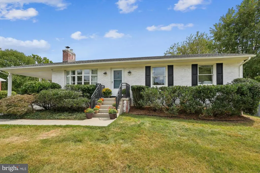 15003 Lear Ln, Silver Spring