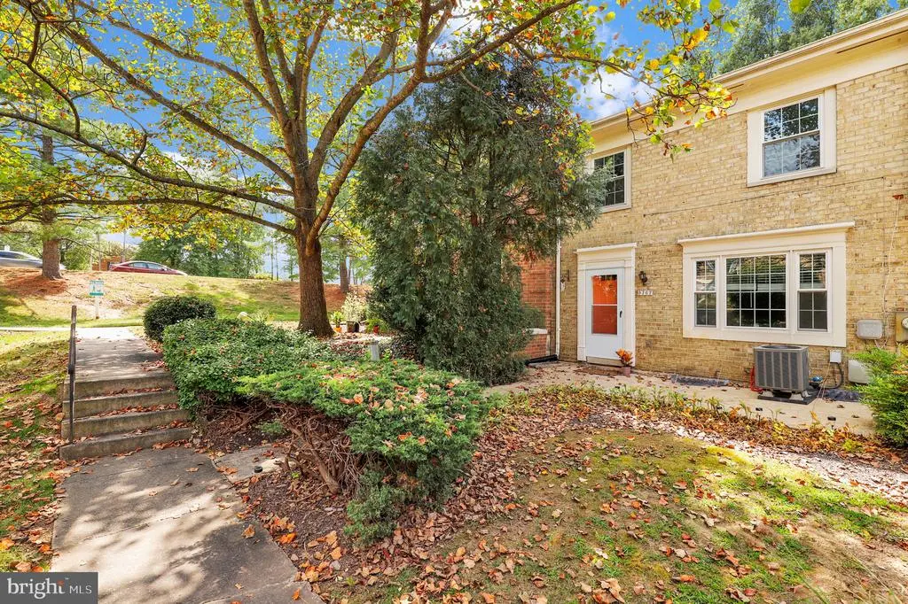 9767 Whiskey Run, Laurel