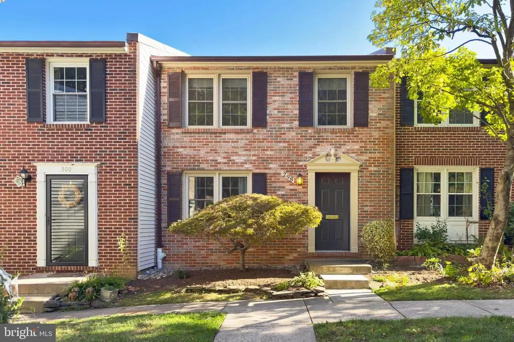 298 Gundry Dr, FALLS CHURCH