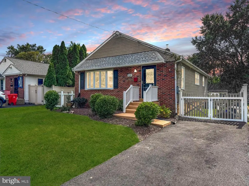 446 Maple St, WARMINSTER