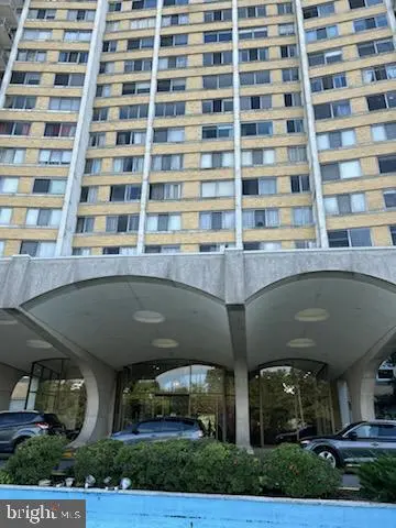 301 N Beauregard St #1210, Alexandria