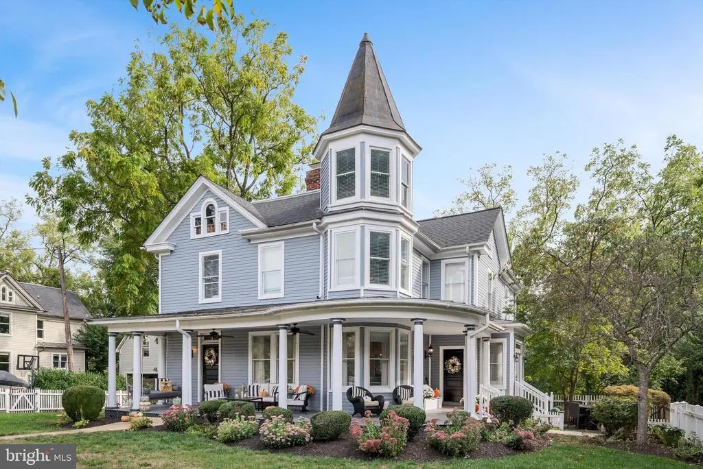 250 W Main St, PURCELLVILLE