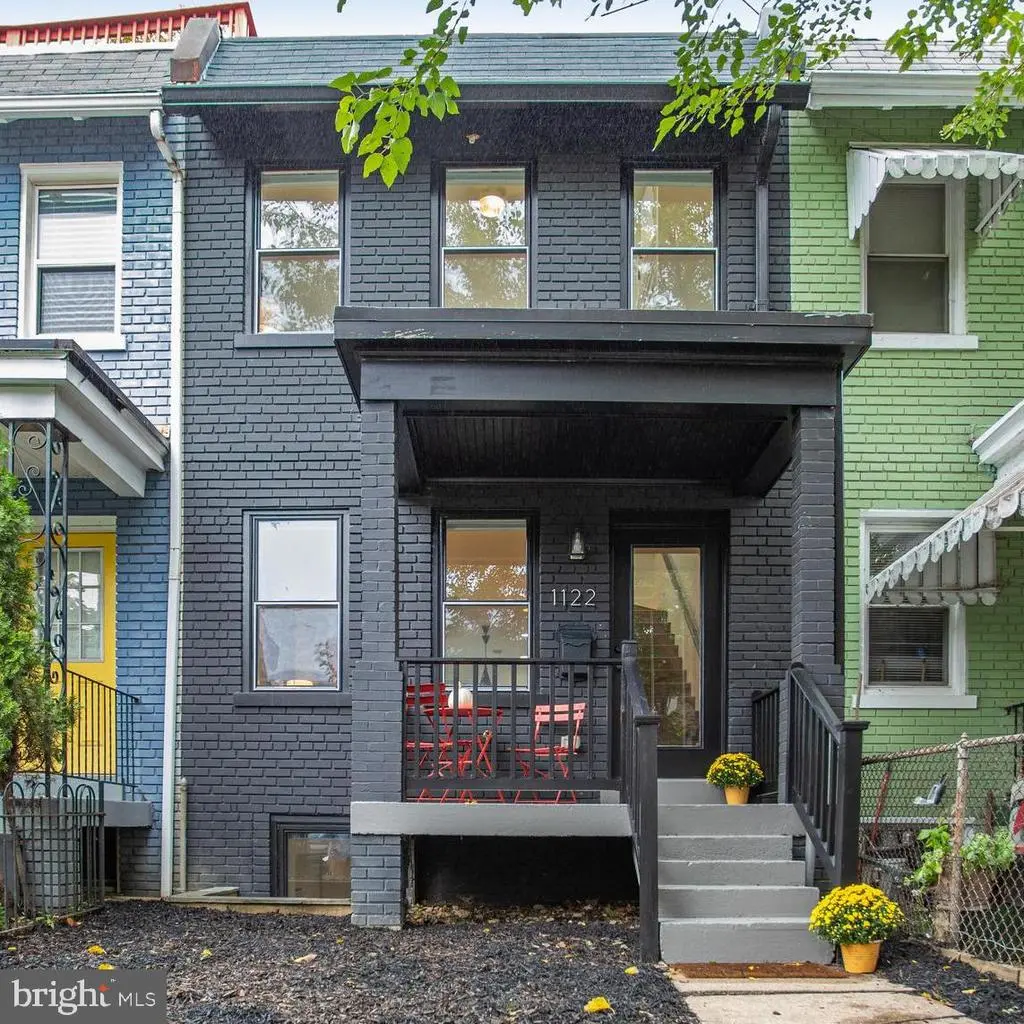 1122 Abbey Pl Ne, WASHINGTON