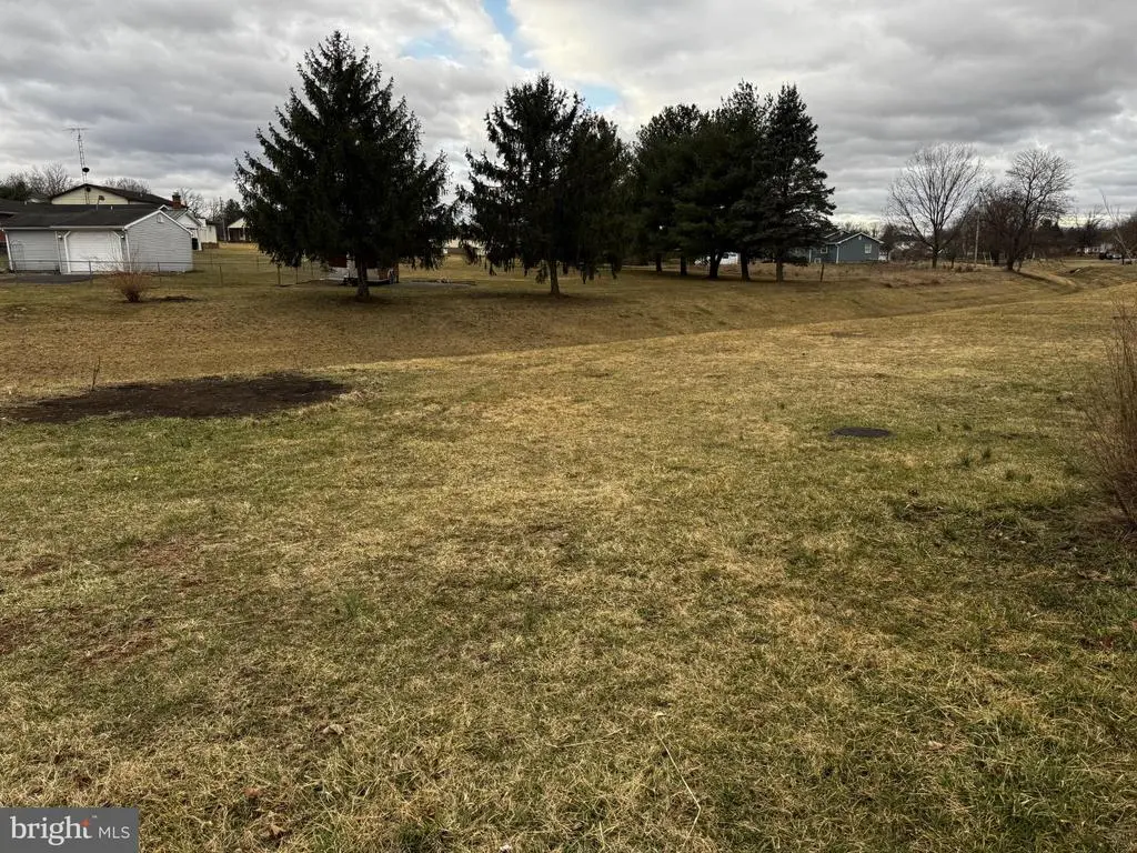 112 Paynes Ford Rd, MARTINSBURG