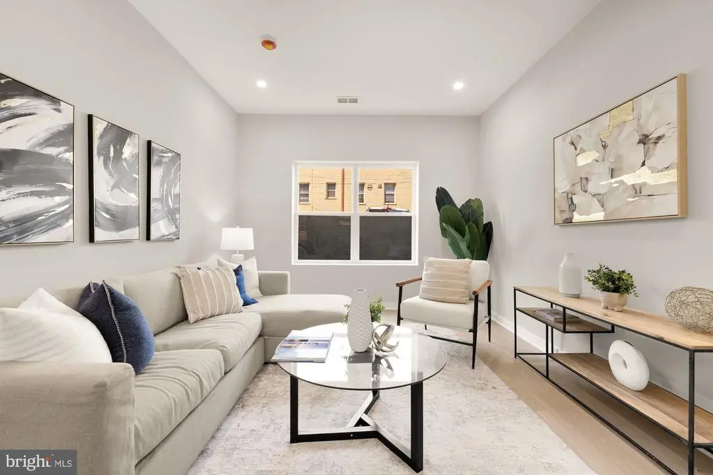 2610 41st St Nw #1, WASHINGTON