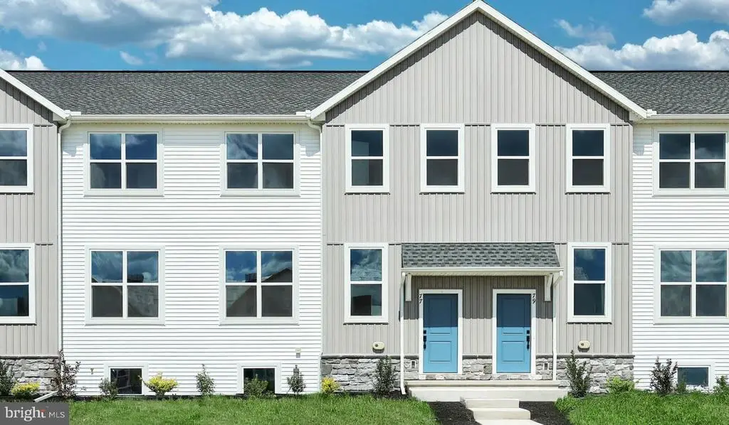 77 N Conifer Dr, ELIZABETHTOWN