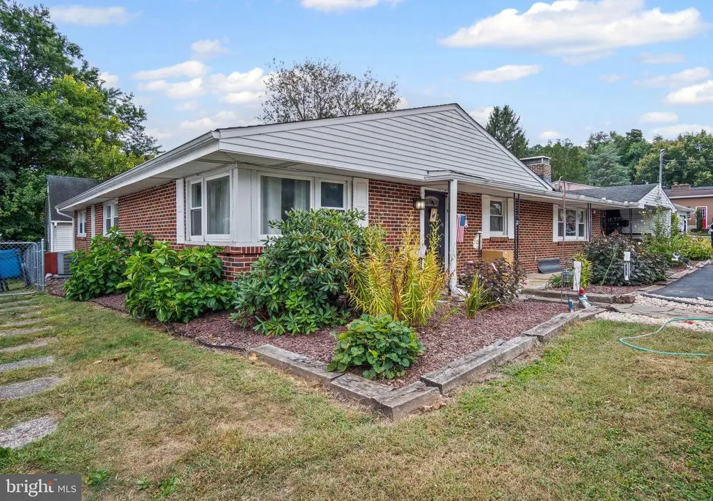 205 Oak Knoll Rd, NEW CUMBERLAND