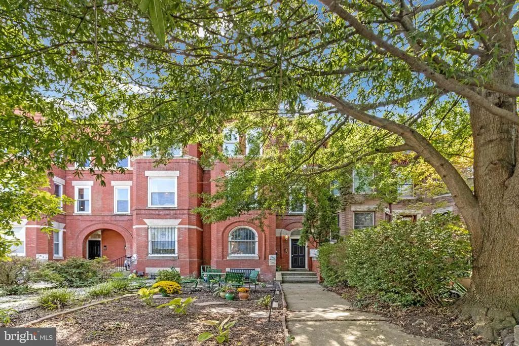 1443 East Capitol St Se #1, WASHINGTON