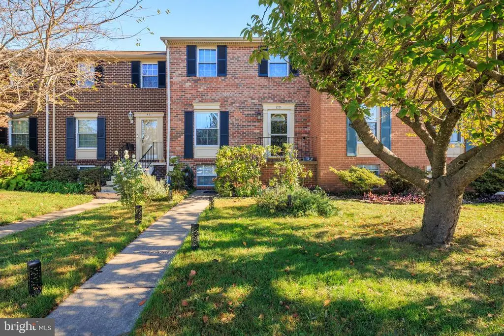 819 De Franceaux Hbr, Pasadena