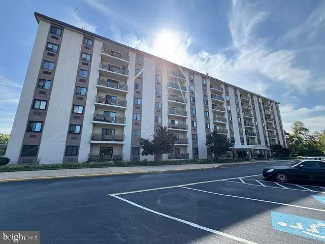 27702 Valley Run Dr, WILMINGTON