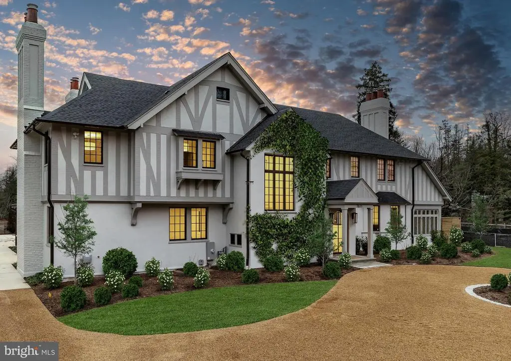 7611 Fairfax Rd, BETHESDA