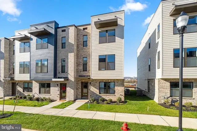421 Carroll Walk Ave, Frederick