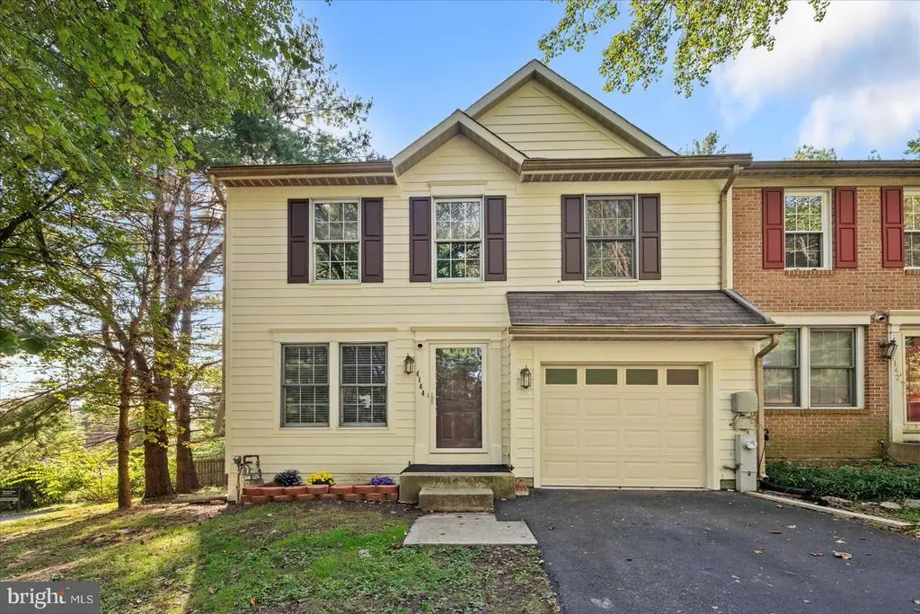 4144 Trentham Dr, Pikesville