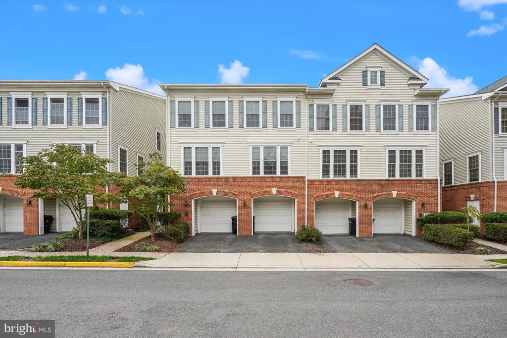 3549 Huntley Manor Ln, ALEXANDRIA