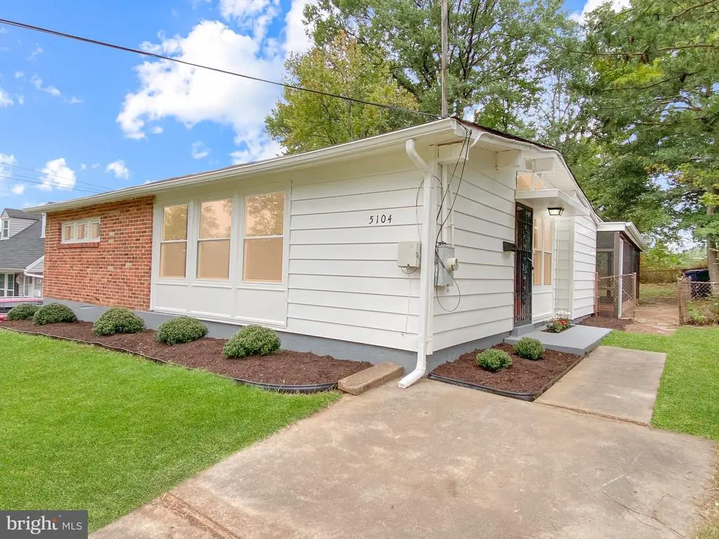 5104 72nd Ave, HYATTSVILLE