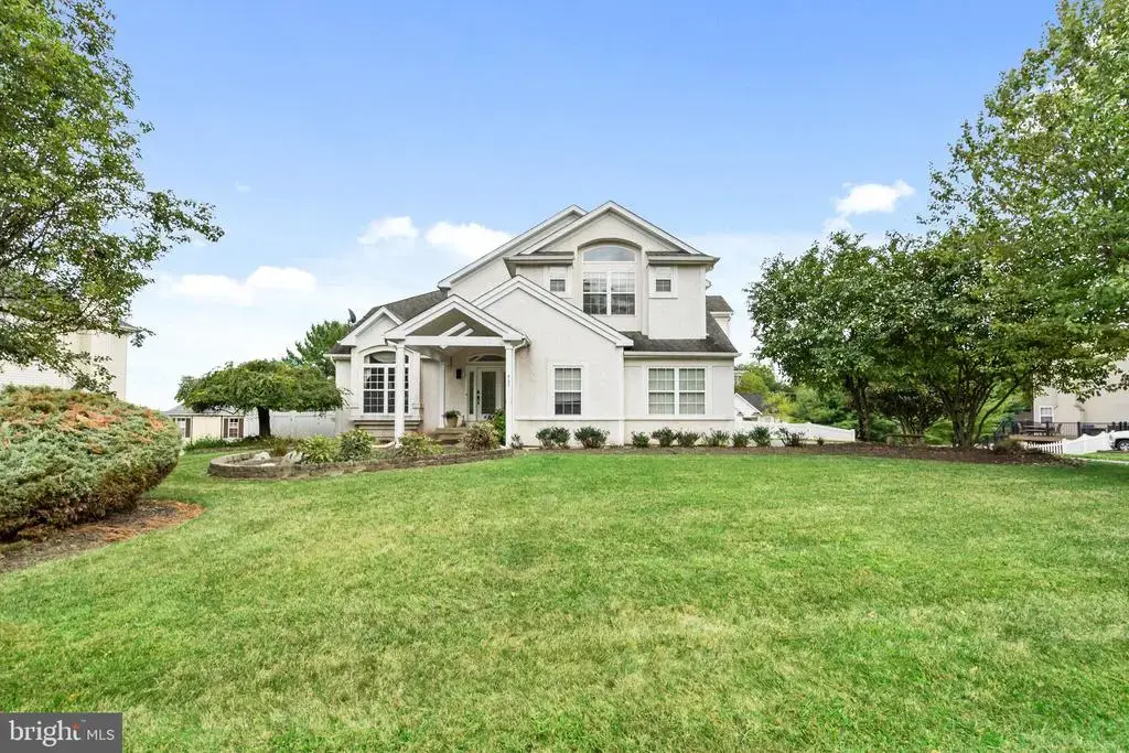 957 Hickory Ridge Dr, CHALFONT