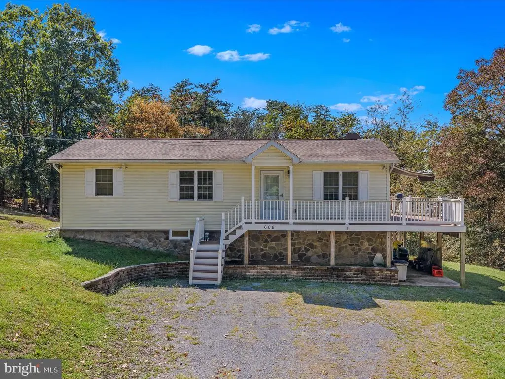 608 Dehaven Rd, BERKELEY SPRINGS