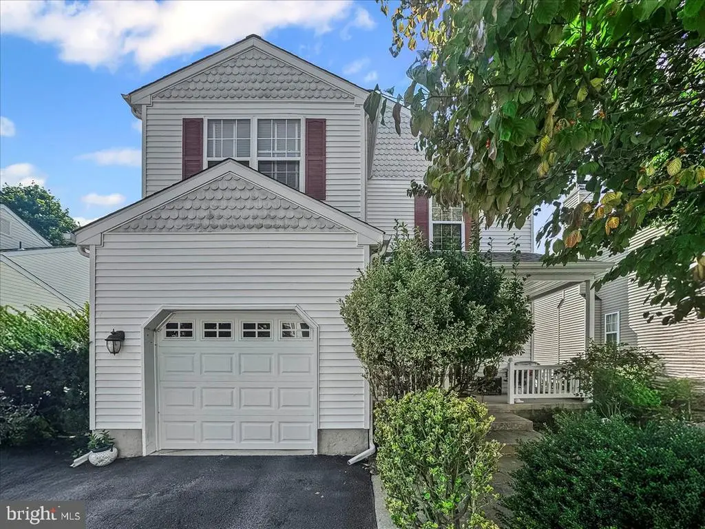 924 Trellis Ln, WEST CHESTER
