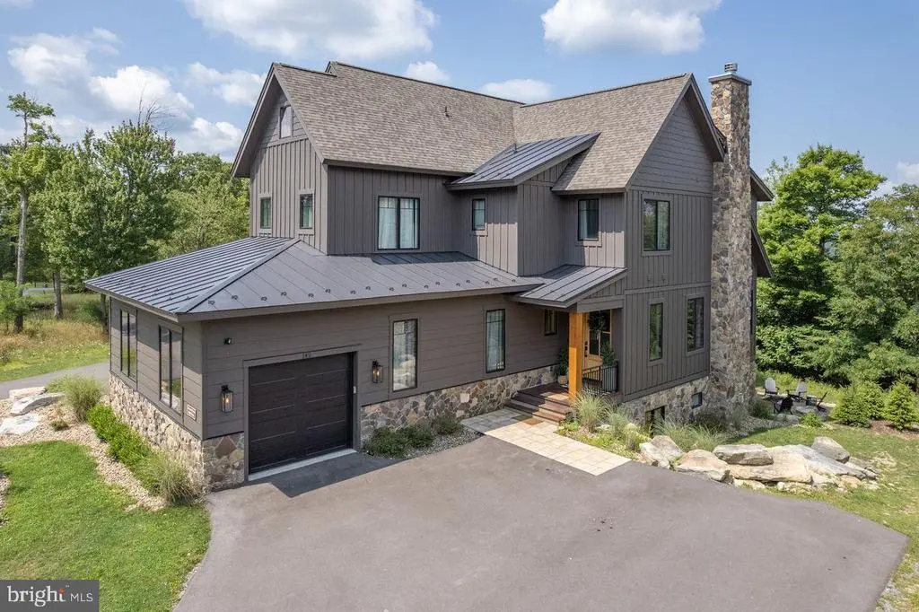 142 Ridge Run Rd, Mc Henry