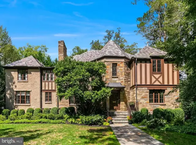 5033 Tilden St Nw, Washington