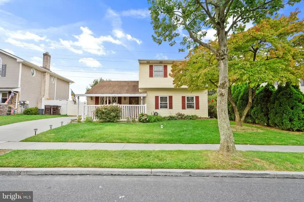 5813 Edge Ave, BENSALEM