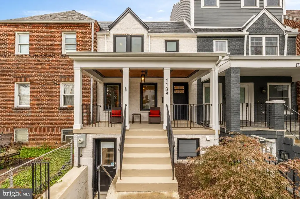 1739 D St Ne, WASHINGTON