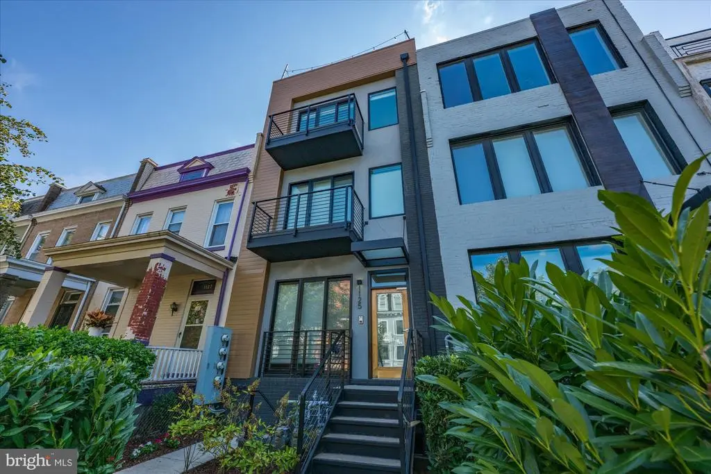1125 Morse St Ne #3 Penthouse, WASHINGTON