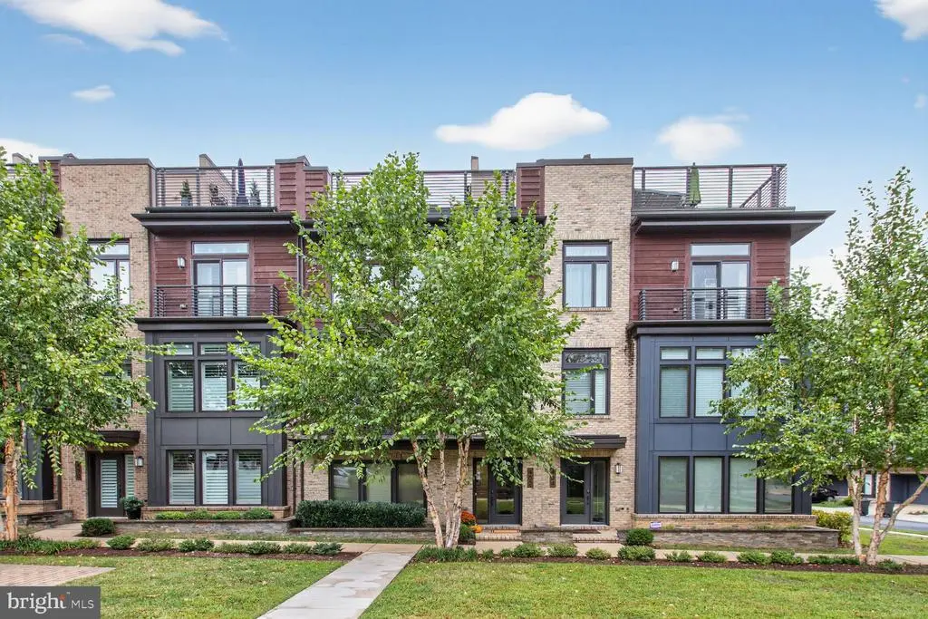 432 Barlow Pl, Bethesda