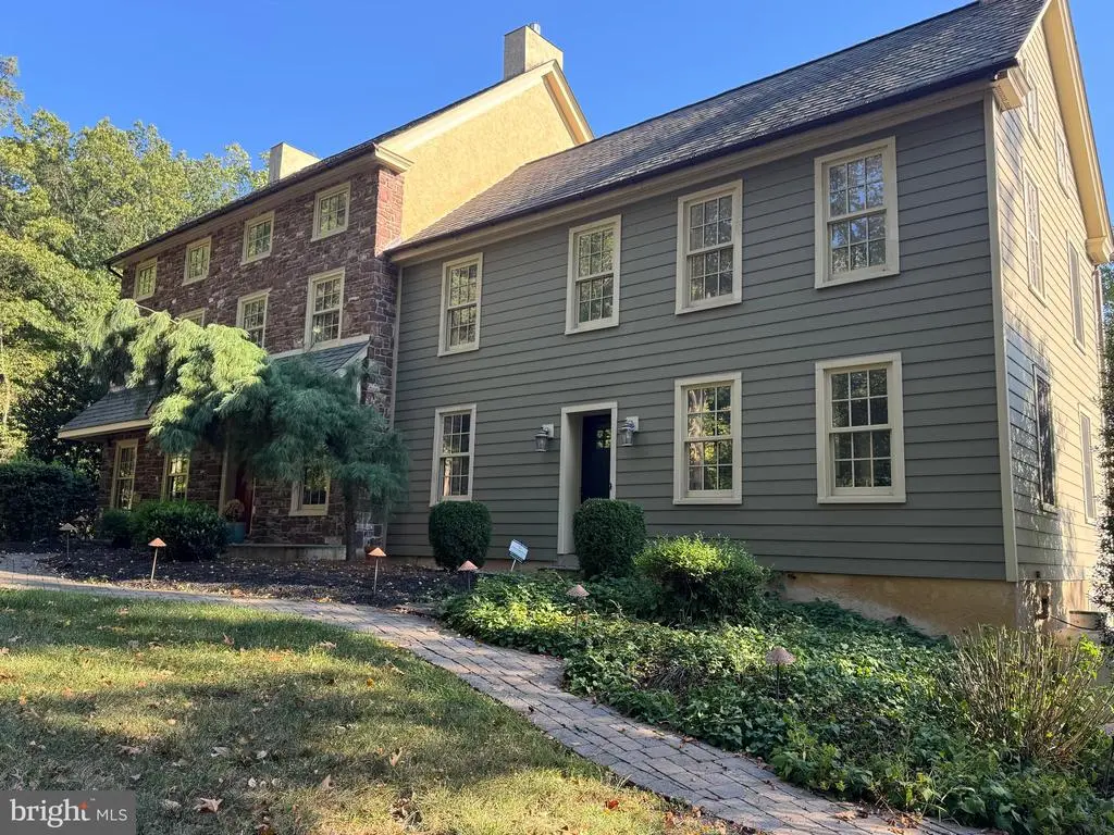 673 Spring Mount Rd, SCHWENKSVILLE