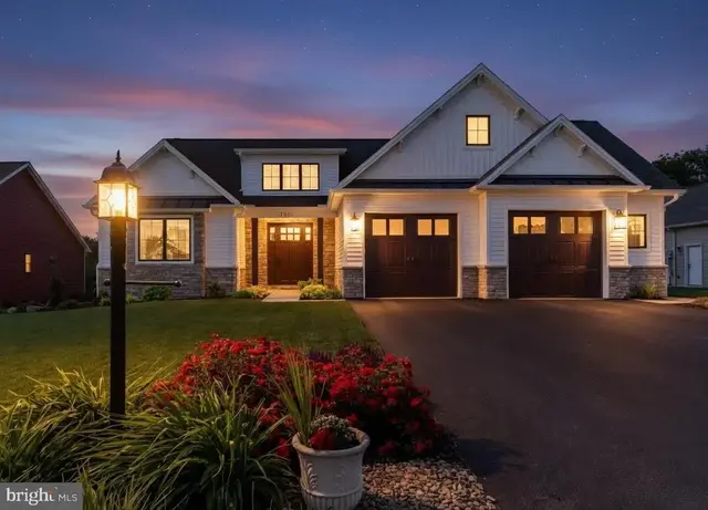 1011 Stonehill Lane, Carlisle