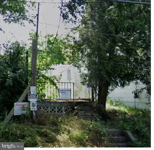 319 60th St Ne, WASHINGTON