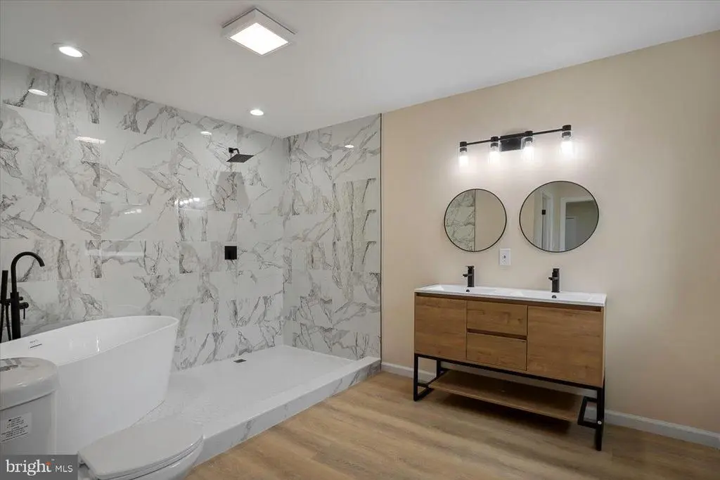 470 E Taunton Ave, WEST BERLIN