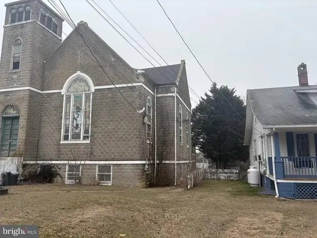 309 S Main St, Hurlock
