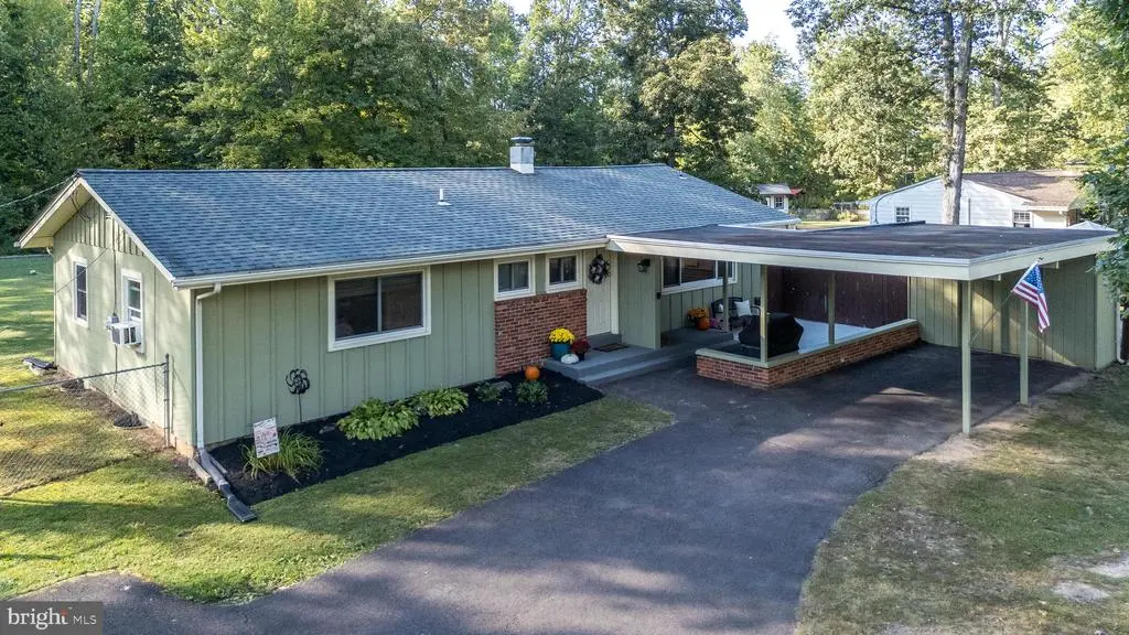 2338 Bedminster Rd, PERKASIE