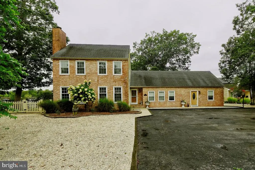 84 Jennings Rd, MANAHAWKIN